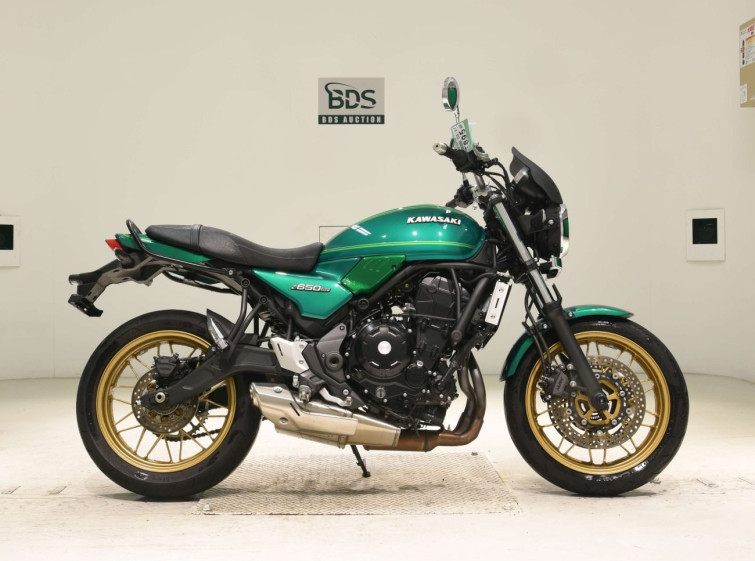 Мотоцикл Kawasaki Z650RS с пробегом 4344 km
