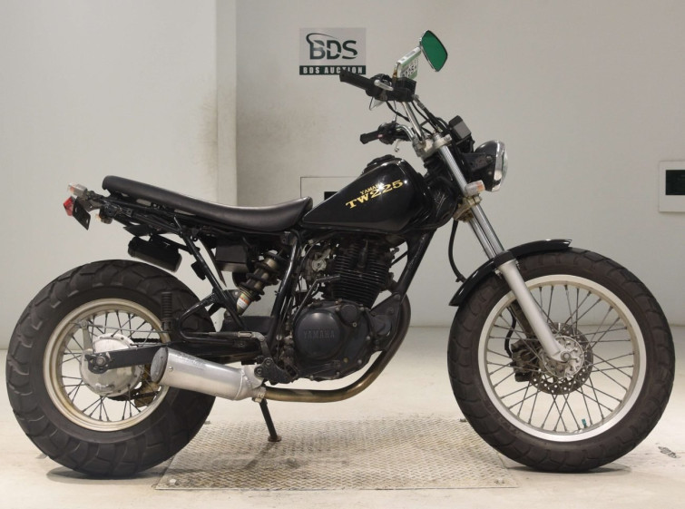 Мотоцикл Yamaha TW225 с пробегом 22475 km