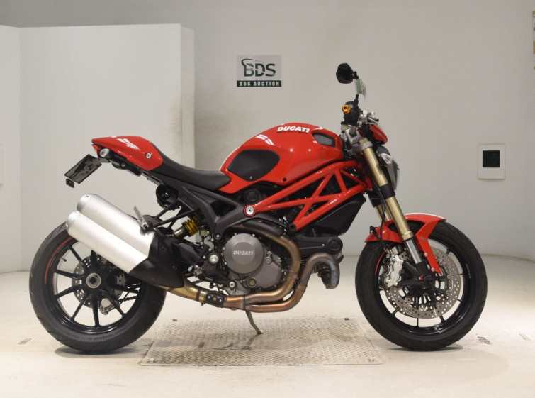 Мотоцикл Ducati MONSTER 1100EVO з пробігом 13971 km