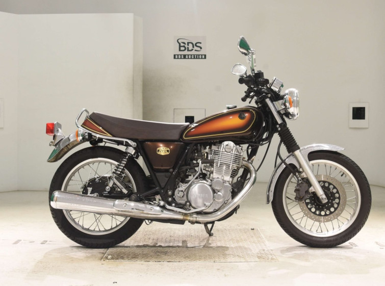 Мотоцикл Yamaha SR400 з пробігом 4331 km