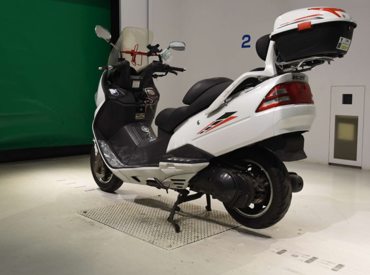 Мотоцикл Suzuki SKYWAVE 250 з пробігом 41100 km з пробігом 41100 km