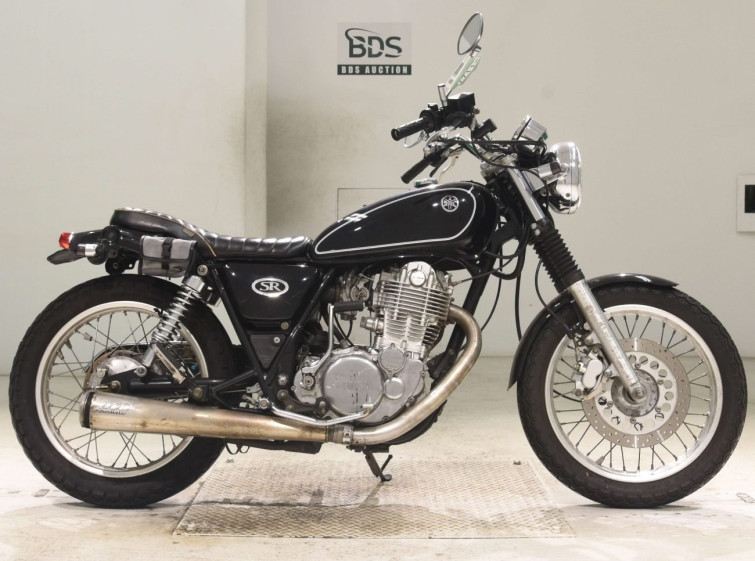 Мотоцикл Yamaha SR400 з пробігом 12965 km