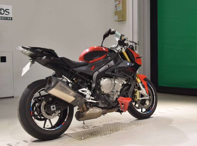 Мотоцикл BMW S1000R