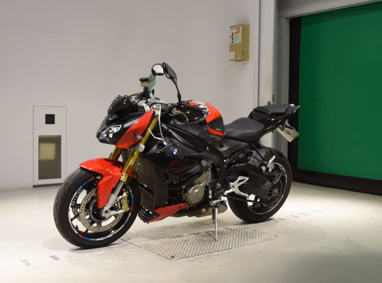 Мотоцикл BMW S1000R