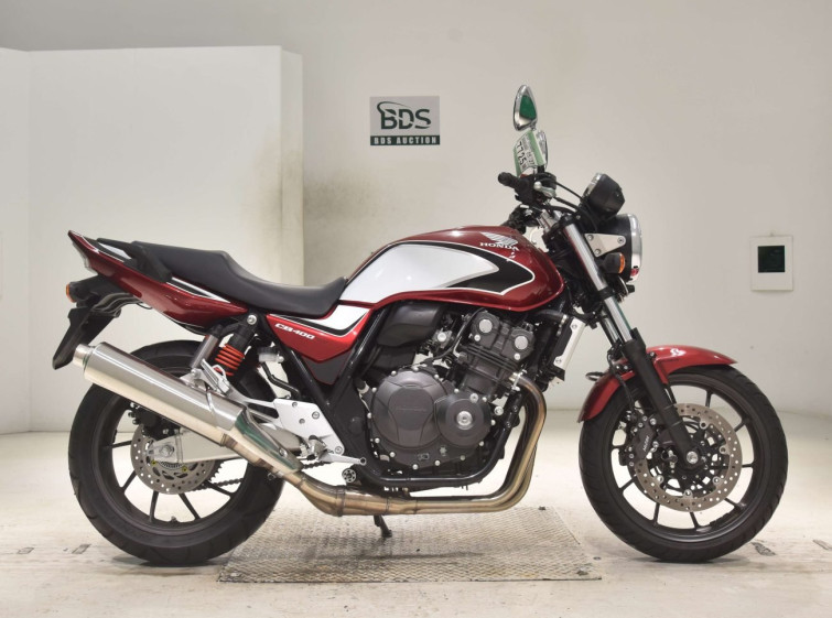 Мотоцикл Honda CB400SFA с пробегом 4088 km