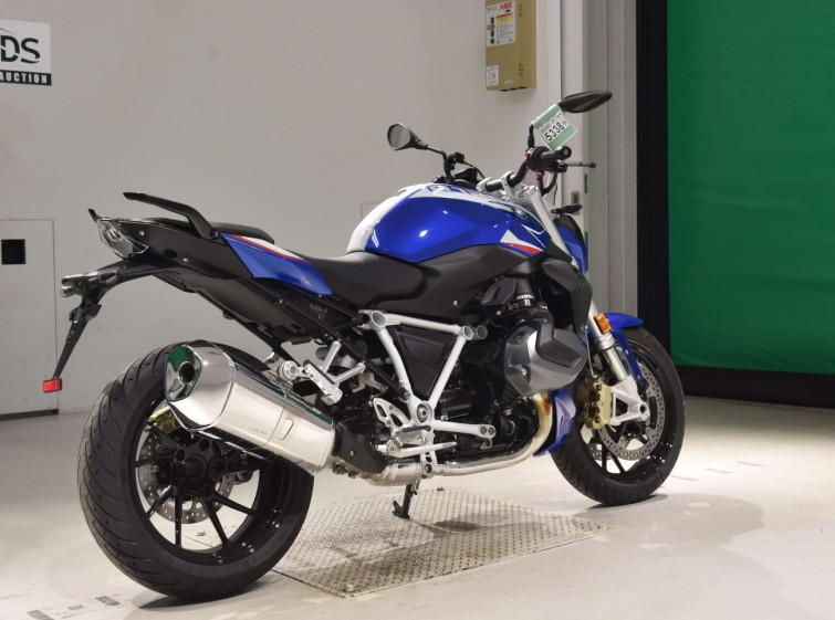 Мотоцикл BMW R1250R с пробегом 5 km с пробегом 5 km