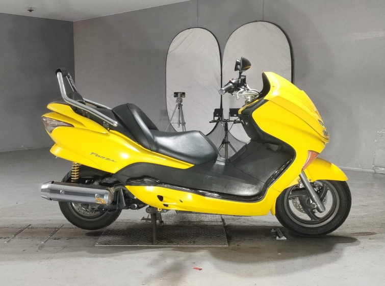 Мотоцикл Honda FORZA Z с пробегом 77908 km