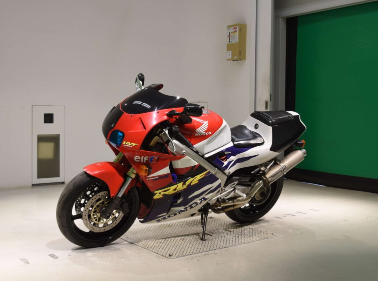Мотоцикл Honda RVF400 з пробігом 67451 km з пробігом 67451 km