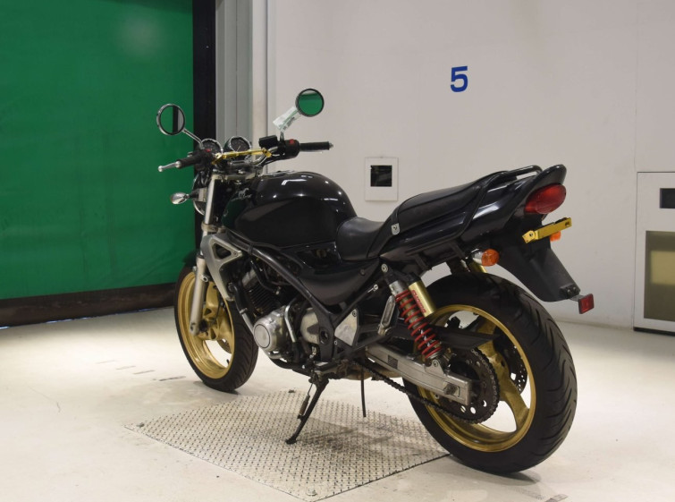 Мотоцикл Kawasaki BALIUS ZR250 з пробігом 34396 km з пробігом 34396 km