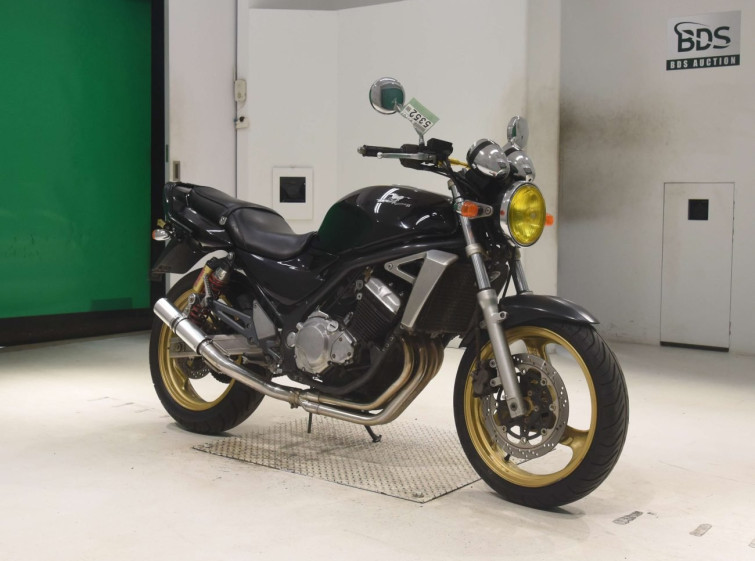 Мотоцикл Kawasaki BALIUS ZR250 з пробігом 34396 km з пробігом 34396 km