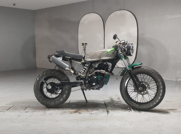 Мотоцикл Yamaha TW225 с пробегом 480 km