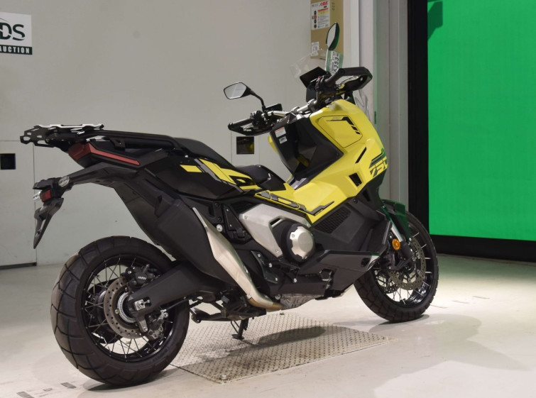 Мотоцикл Honda X-ADV750-2 с пробегом 2187 km с пробегом 2187 km