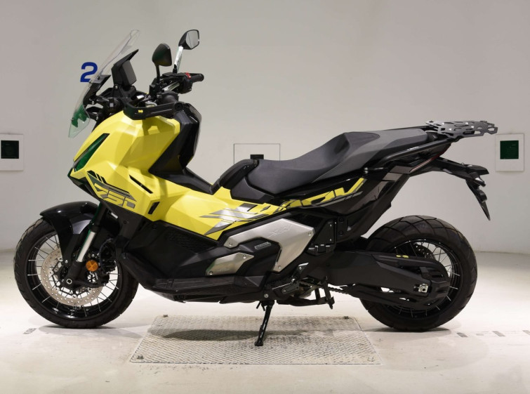 Мотоцикл Honda X-ADV750-2 с пробегом 2187 km с пробегом 2187 km