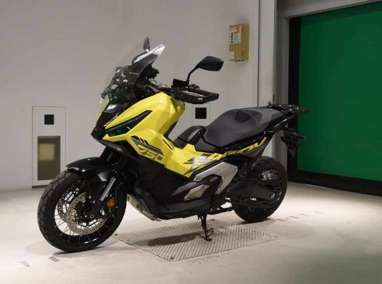 Мотоцикл Honda X-ADV750-2 с пробегом 2187 km с пробегом 2187 km