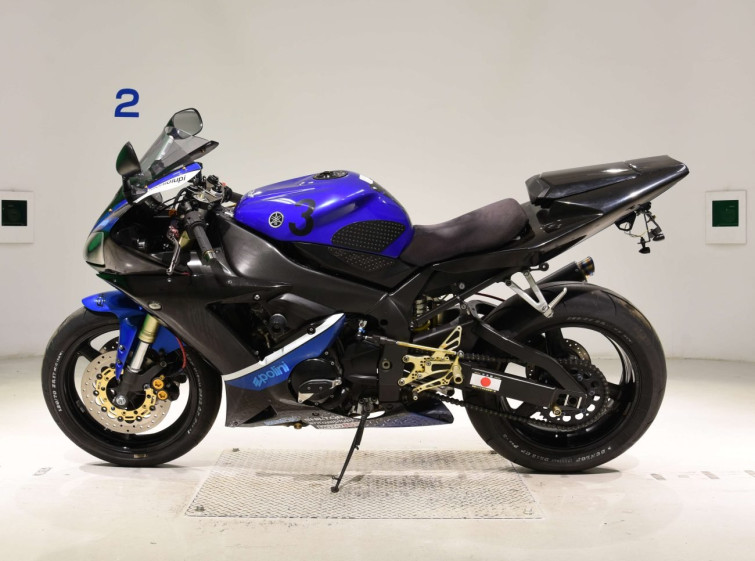 Мотоцикл Yamaha YZF-R1 с пробегом 83267 km с пробегом 83267 km