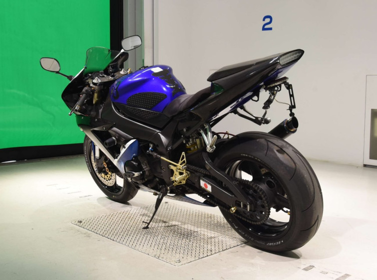 Мотоцикл Yamaha YZF-R1 с пробегом 83267 km с пробегом 83267 km