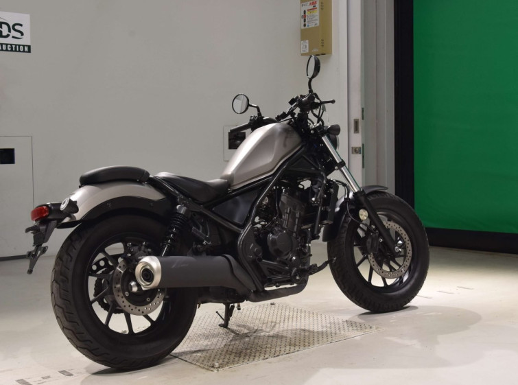 Мотоцикл Honda REBEL CMX250 з пробігом 11390 km з пробігом 11390 km