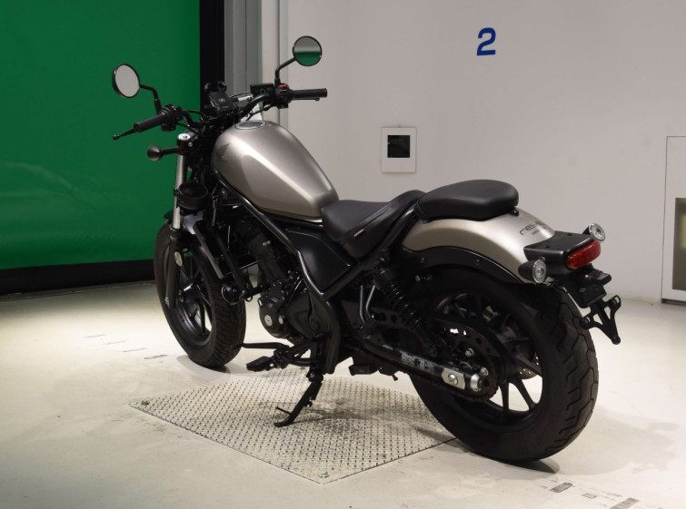 Мотоцикл Honda REBEL CMX250 з пробігом 11390 km з пробігом 11390 km