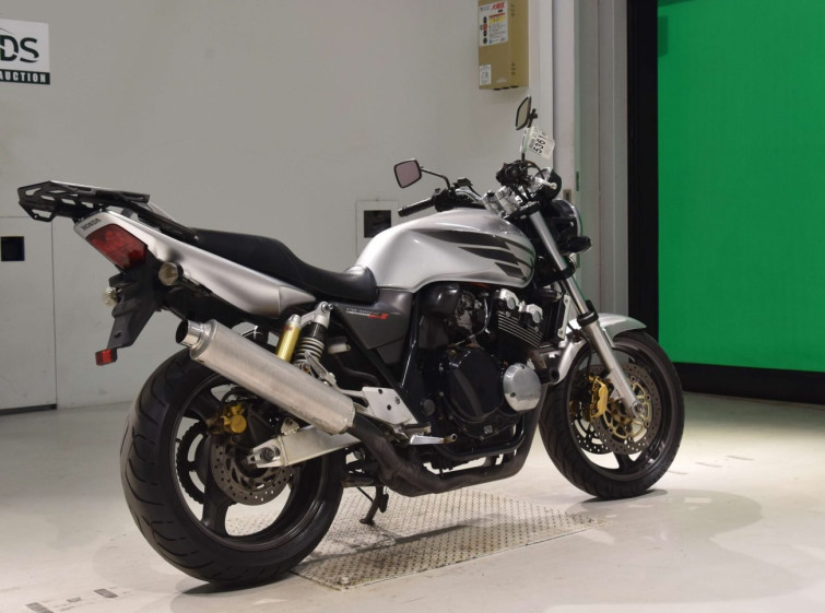 Мотоцикл Honda CB400SFV с пробегом 65422 km с пробегом 65422 km