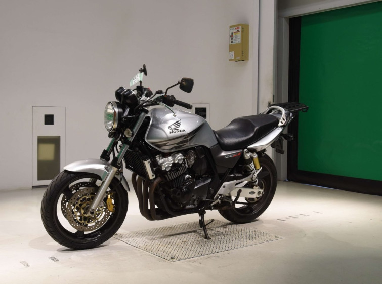 Мотоцикл Honda CB400SFV с пробегом 65422 km с пробегом 65422 km
