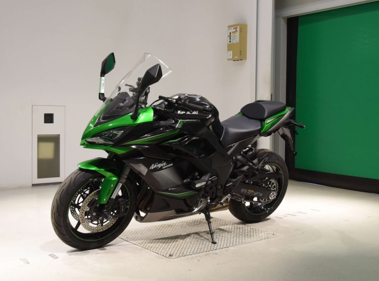 Мотоцикл Kawasaki ninja 1000 sx з пробігом 9740 km з пробігом 9740 km