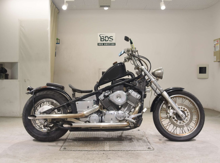 Мотоцикл Yamaha DRAGSTAR XVS400 с пробегом 1915 km