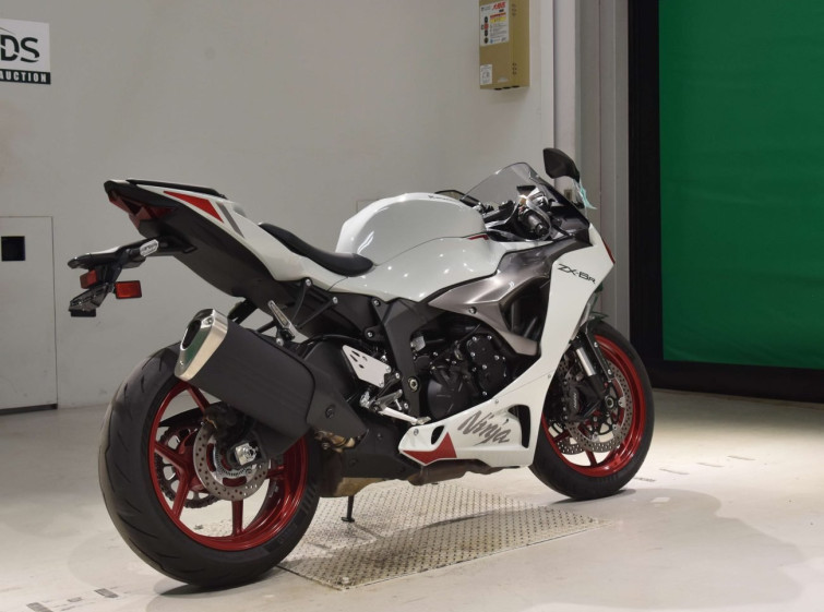 Мотоцикл Kawasaki ZX-6R