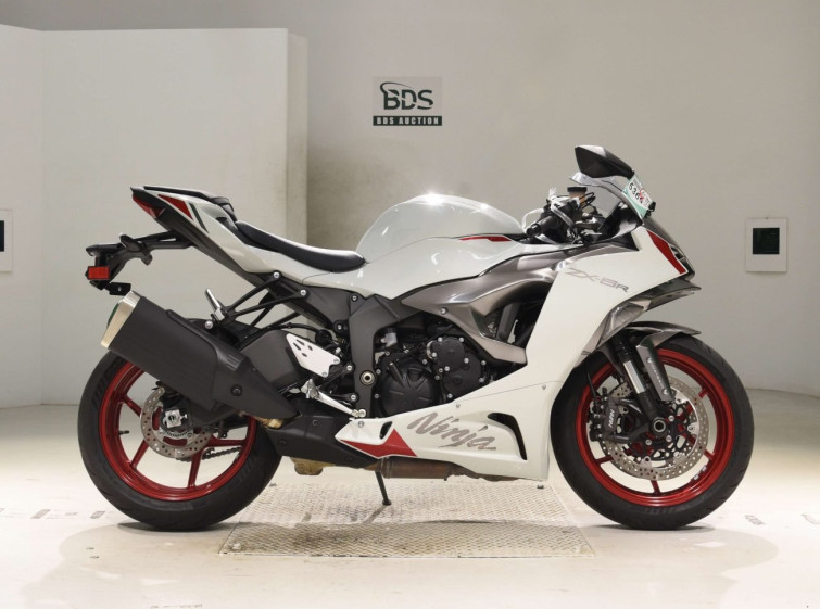 Мотоцикл Kawasaki ZX-6R