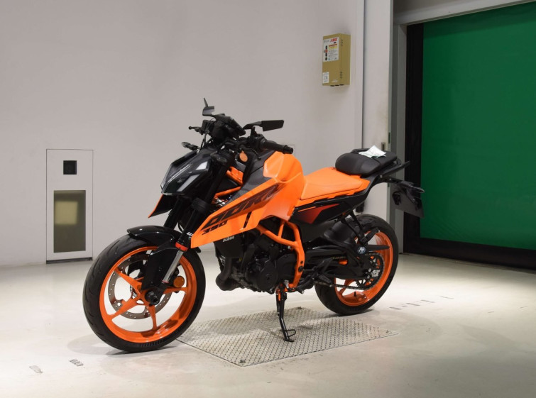 Мотоцикл KTM 390 DUKE