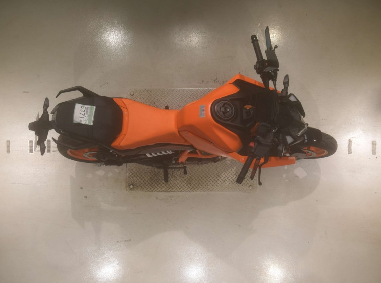 Мотоцикл KTM 390 DUKE