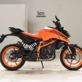 Мотоцикл KTM 390 DUKE
