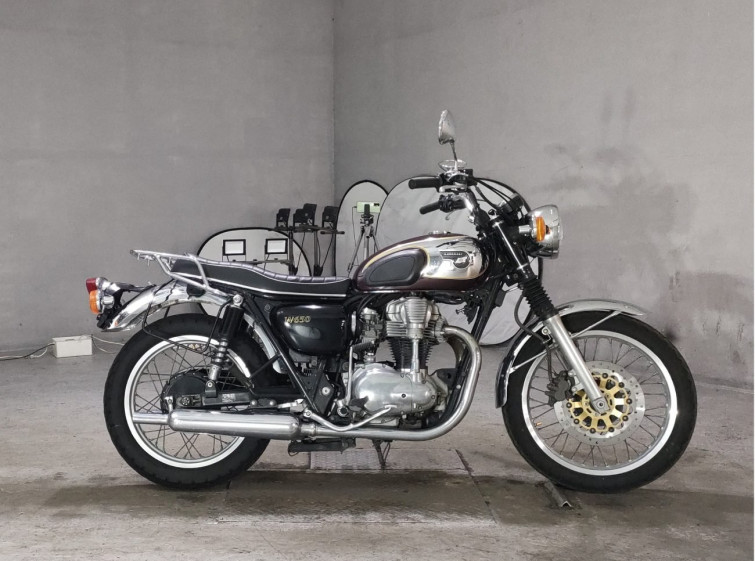Мотоцикл Kawasaki W650 с пробегом 76492 km
