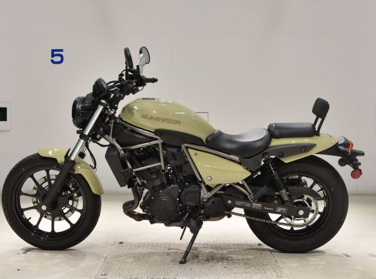 Мотоцикл Kawasaki ELIMINATOR400-3 с пробегом 3692 km с пробегом 3692 km