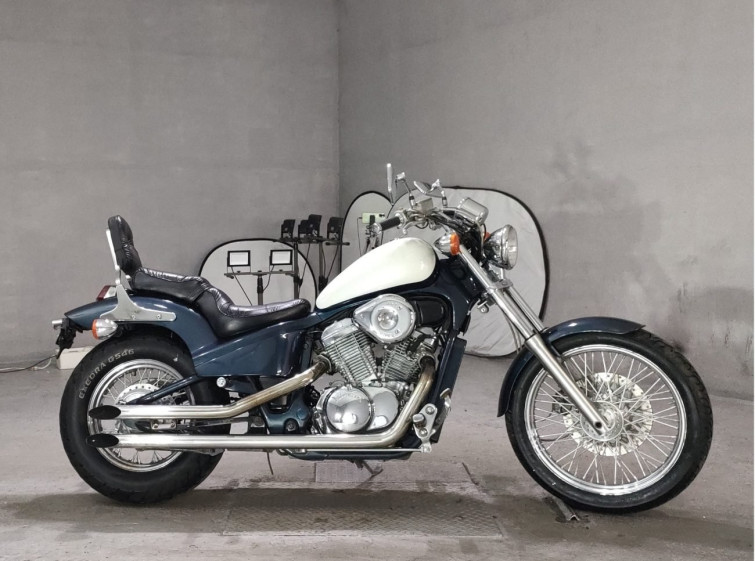Мотоцикл Honda STEED 400 з пробігом 6863 km