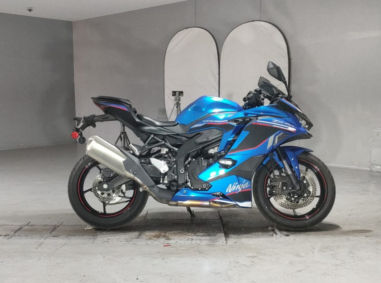 Мотоцикл Kawasaki NINJA ZX-4R SE з пробігом 1388 km