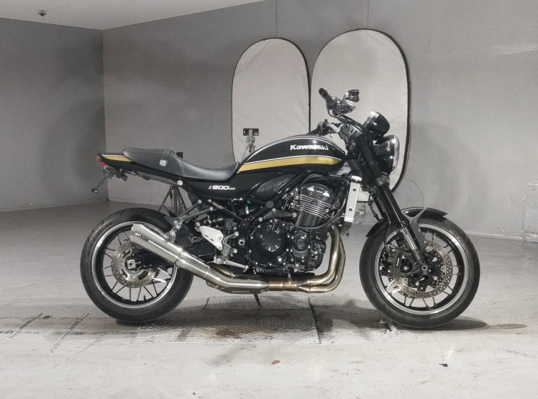 Мотоцикл Kawasaki Z900RS с пробегом 13868 km