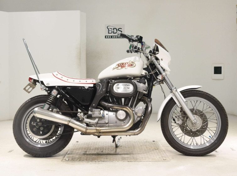 Мотоцикл HD SPORTSTER XLH883 з пробігом 10279 km