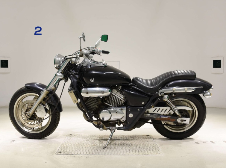 Мотоцикл Honda MAGNA250 с пробегом 77656 km с пробегом 77656 km