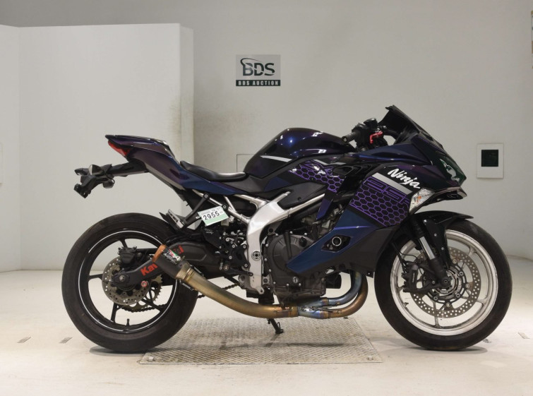 Мотоцикл Kawasaki NINJA ZX-25R с пробегом 21325 km