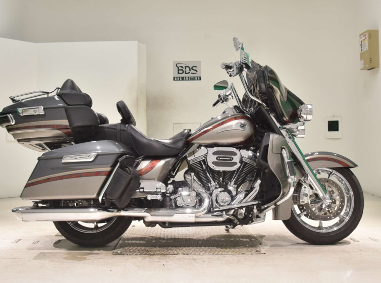 Мотоцикл HD ELECTRA GLIDE FLHTKSE1800 з пробігом 33733 km