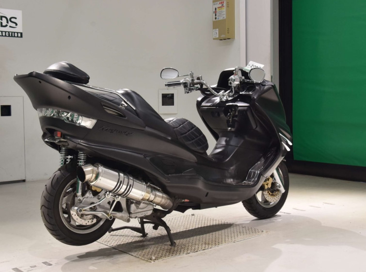 Мотоцикл Yamaha MAJESTY 250 з пробігом 7186 km з пробігом 7186 km