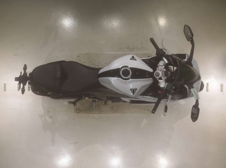 Мотоцикл Triumph daytona 660 с пробегом 33622 km с пробегом 33622 km