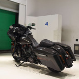 Мотоцикл HD ROAD GLIDE FLTRXSE1923 CVO з пробігом 8421 km з пробігом 8421 km