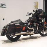 Мотоцикл HD ROAD GLIDE FLTRXSE1923 CVO з пробігом 8421 km з пробігом 8421 km