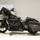 Мотоцикл HD ROAD GLIDE FLTRXSE1923 CVO з пробігом 8421 km з пробігом 8421 km