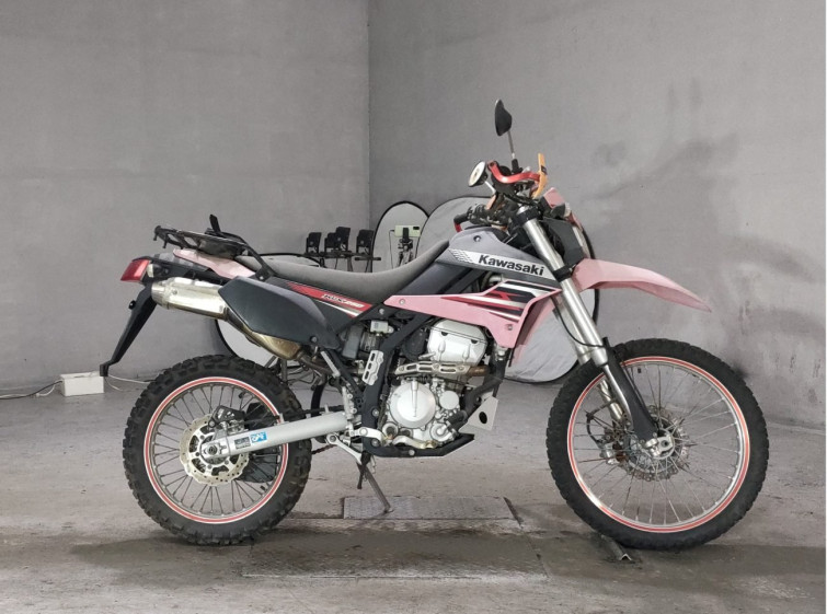 Мотоцикл Kawasaki KLX250 с пробегом 5226 km