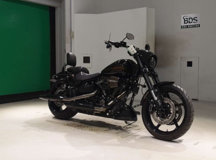 Мотоцикл HD BREAKOUT FXSB1800 з пробігом 3317 km з пробігом 3317 km