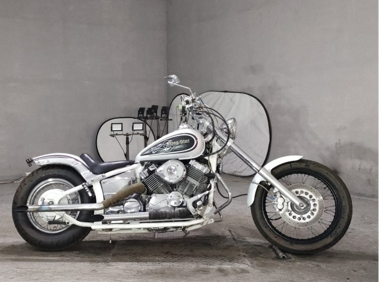 Мотоцикл Yamaha DRAGSTAR XVS400 с пробегом 18392 km