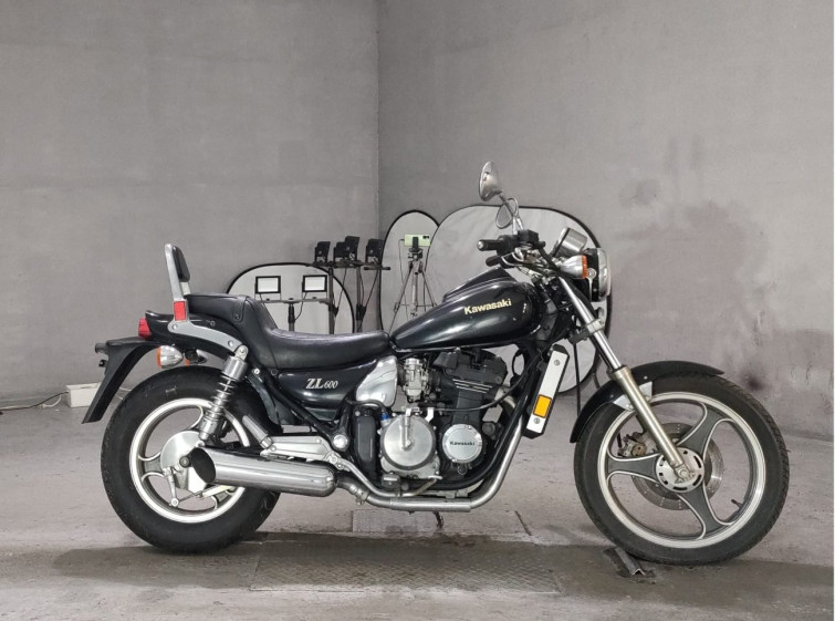 Мотоцикл Kawasaki ELIMINATOR 400 с пробегом 13766 km