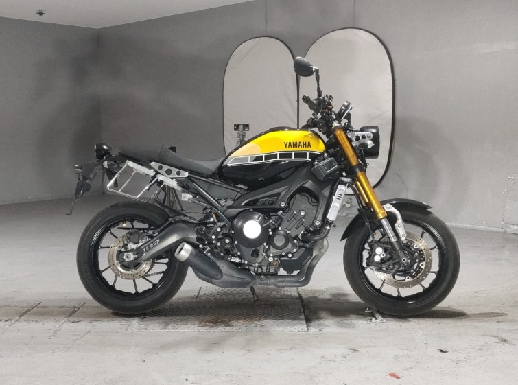 Мотоцикл Yamaha XSR900 з пробігом 21532 km